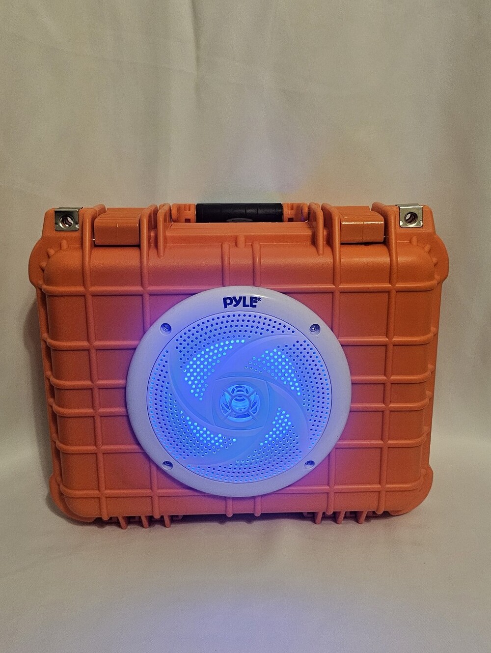 Rugged Waterproof Blutooth Speaker Box
